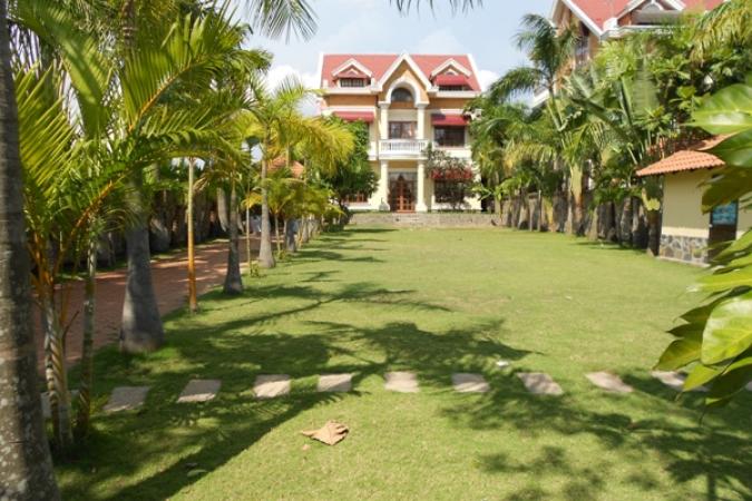 Biệt thự vườn cho thuê khu compound quận 2