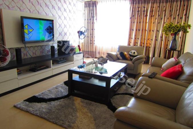 4 bedrooms APT in Saigon Pearl